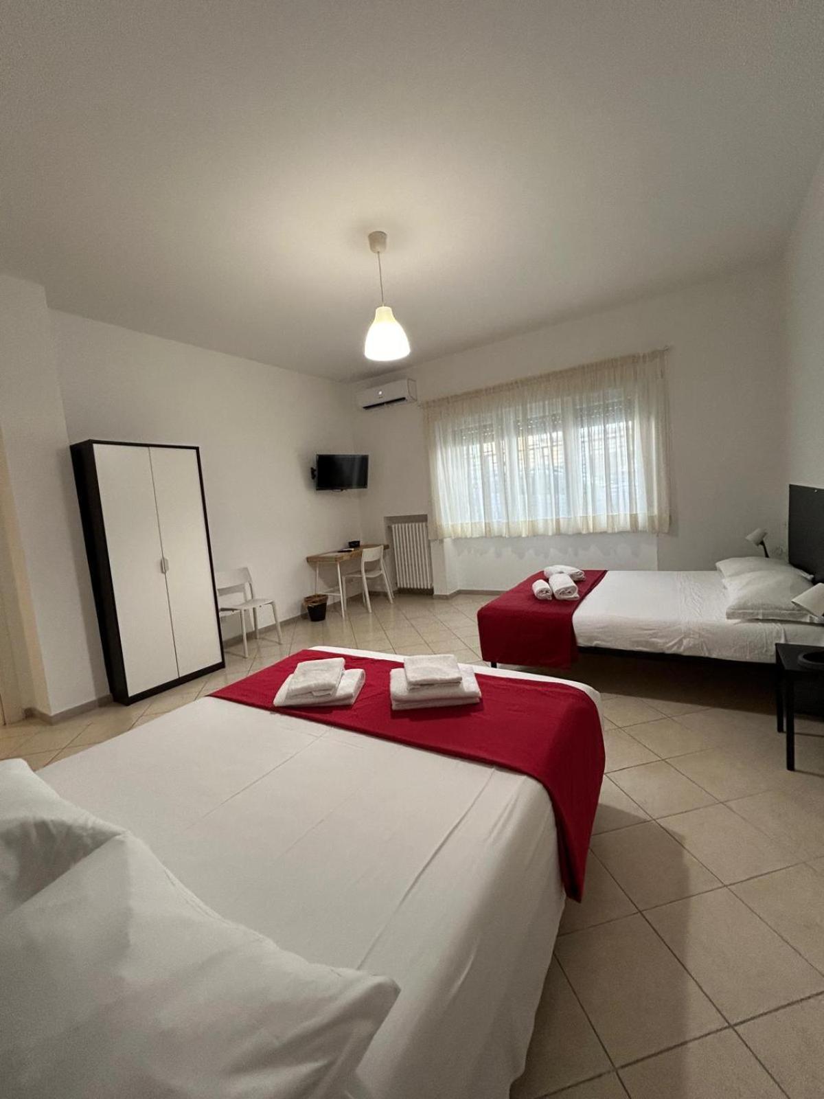 Peppe'S Bed Hotel Rome Exterior photo